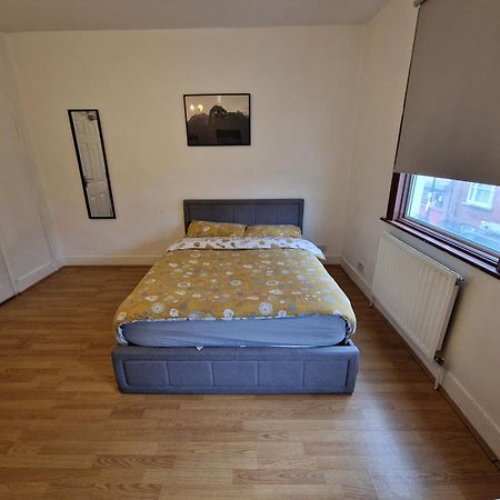 City Budget Guesthouse Лондон Номер фото